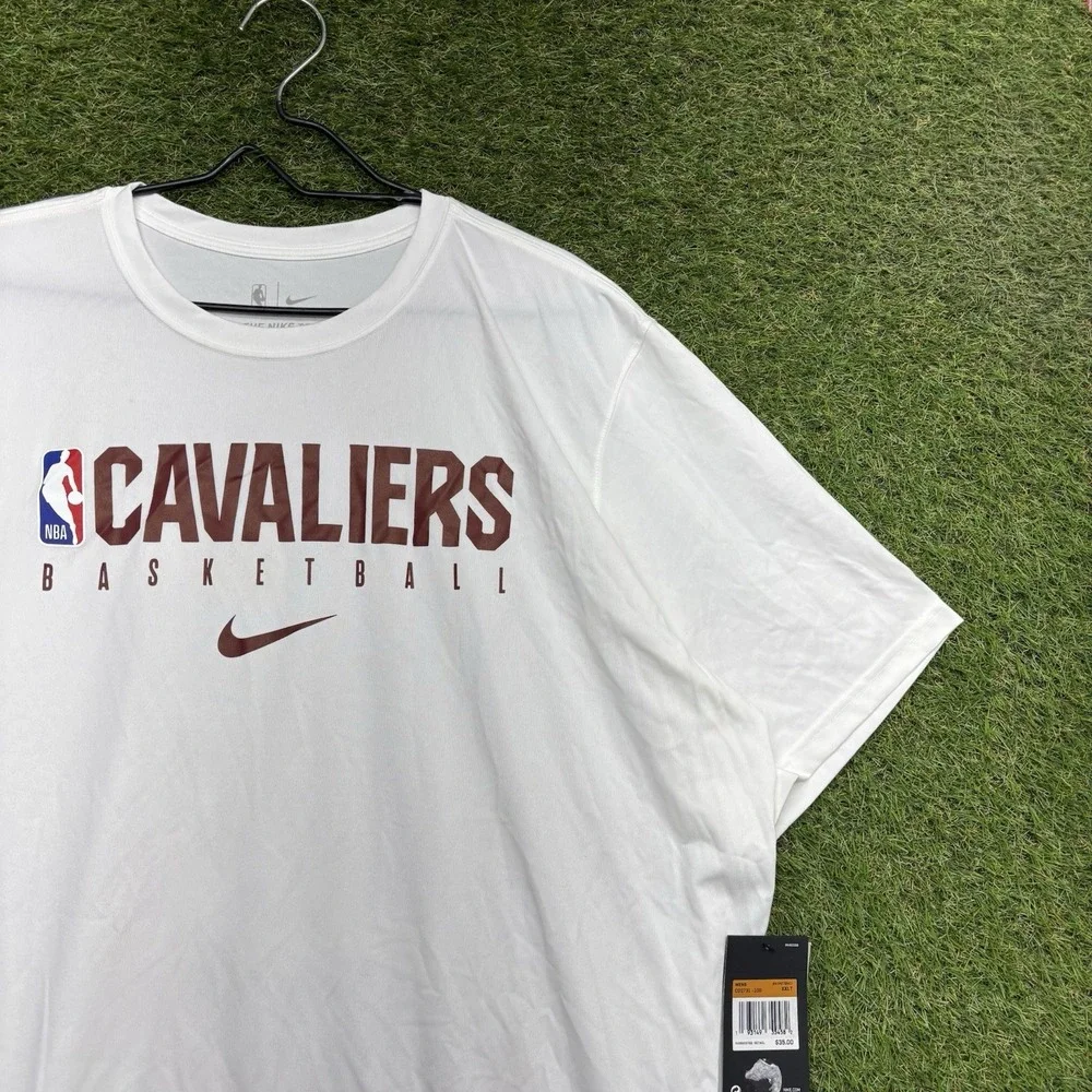 Cleveland Cavaliers Nike Shirt Mens 2XL Dri Fit NBA Authentics Short Sleeve